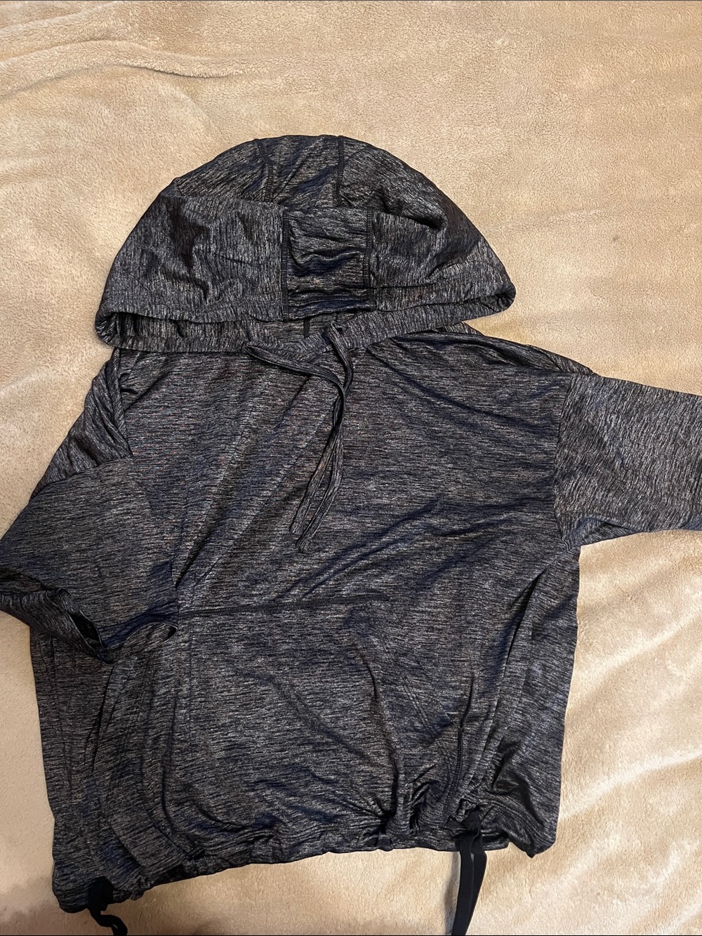 Fabletics Heathered Charcoal Gray Short-Sleeve Hooded Pullover